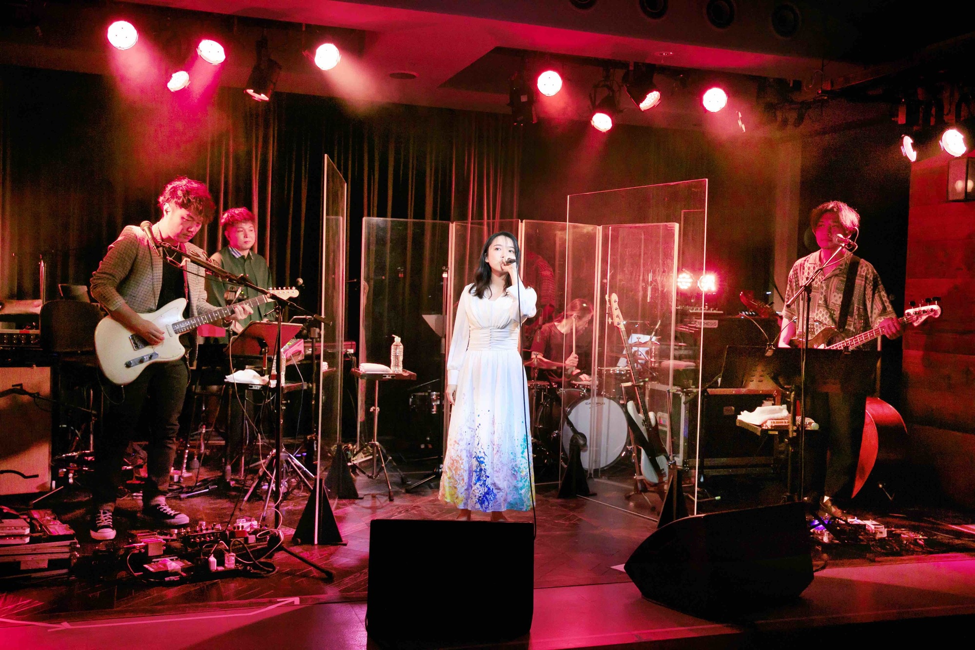 初のライヴ映像作品”MONE KAMISHIRAISHI ONLINE LIVE 2020 「i